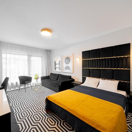 Lulu Apartments - Rosa - Studio Hotelowe Z Klimatyzacja I Konsola Ps4 - Solny Resort Колобжег Екстериор снимка